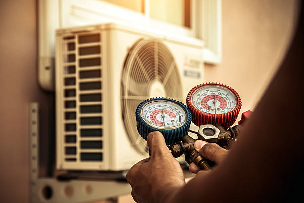 Professional Hvac technician working in Lecompton, KS